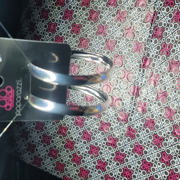 Making Laps - Silver Earrings - Picture 4 of 4